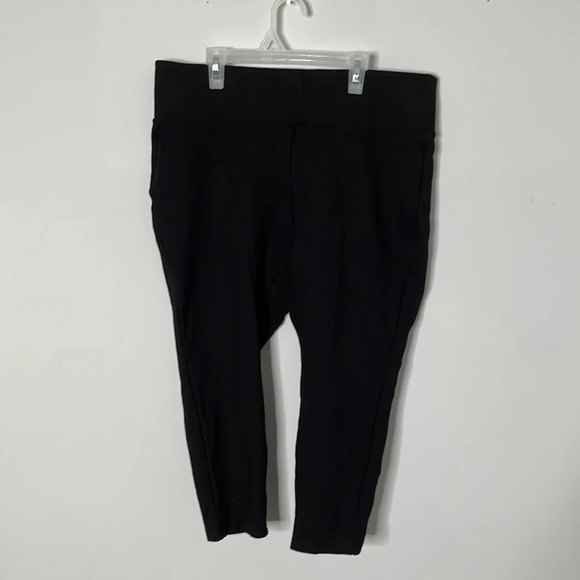 Torrid Black Ponte Pull On Stretch Pants - Picture 2 of 6